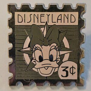 DISNEY Pin Trading ~ Disneyland Hotel ~ Stamp Series ~ Daisy Duck 3¢ ~ 2008